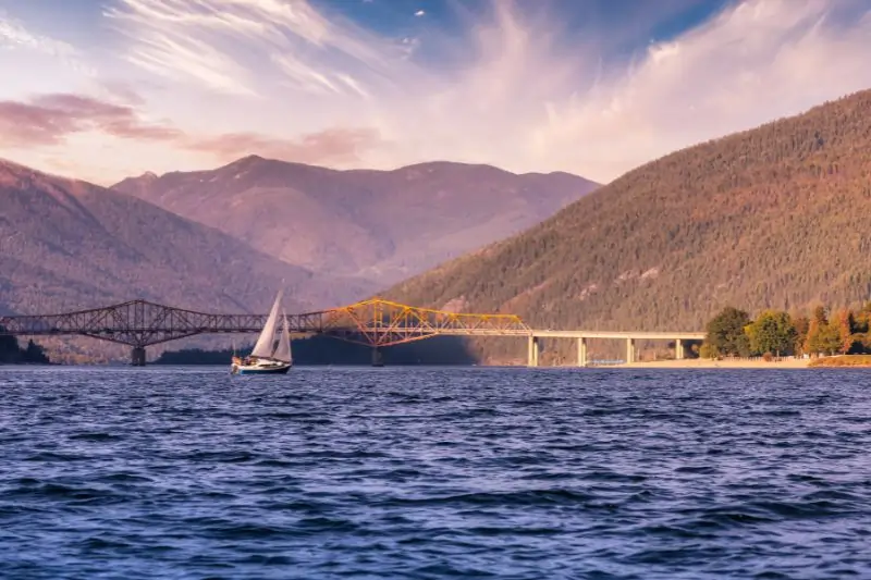 best city in canada near idaho, Big Orange Bridge in Nelson, BC