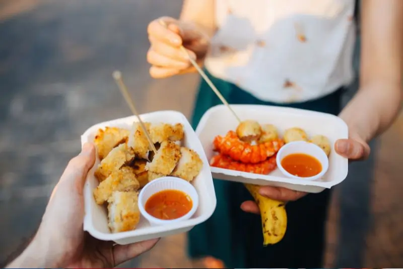 Eating Thai street food, Smart Tips and Tricks for Budget Travel