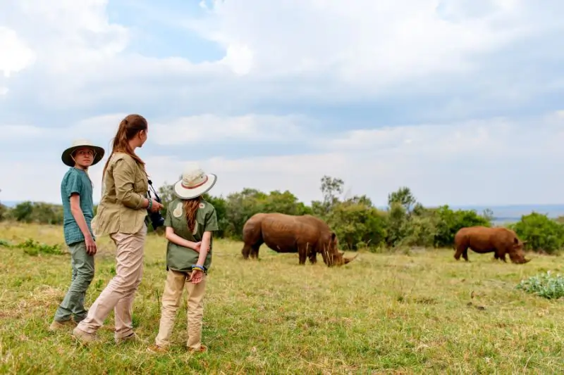 what not to do on a safari in africa, Family on Safari Trip