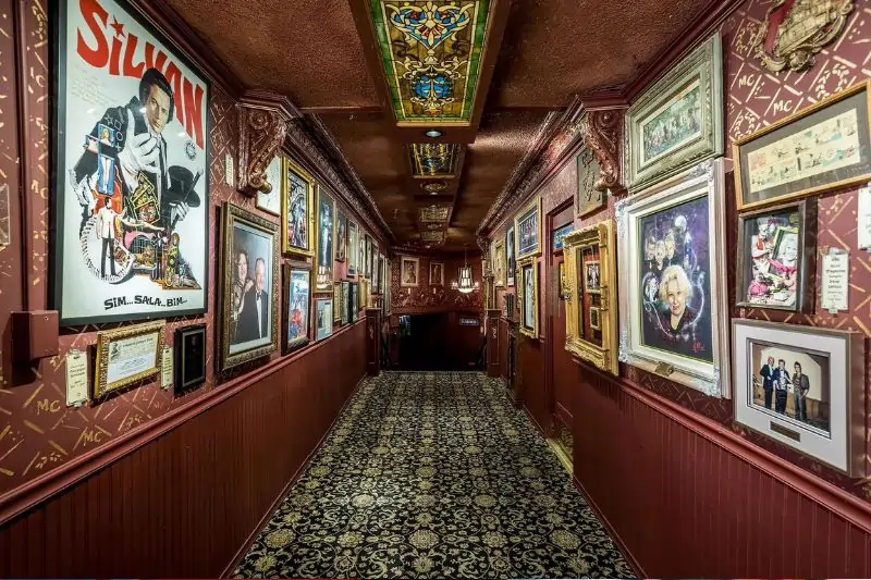 unique things to do in los angeles, Magic Castle LA