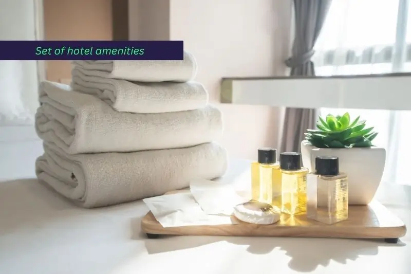 4 star hotels in Rome, Set of hotel amenities (such as towels, shampoo, soap etc) on the bed