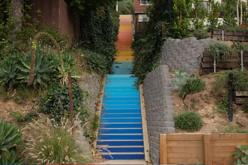 The Secret Stairs of Silver Lake, unique things to do in los angeles